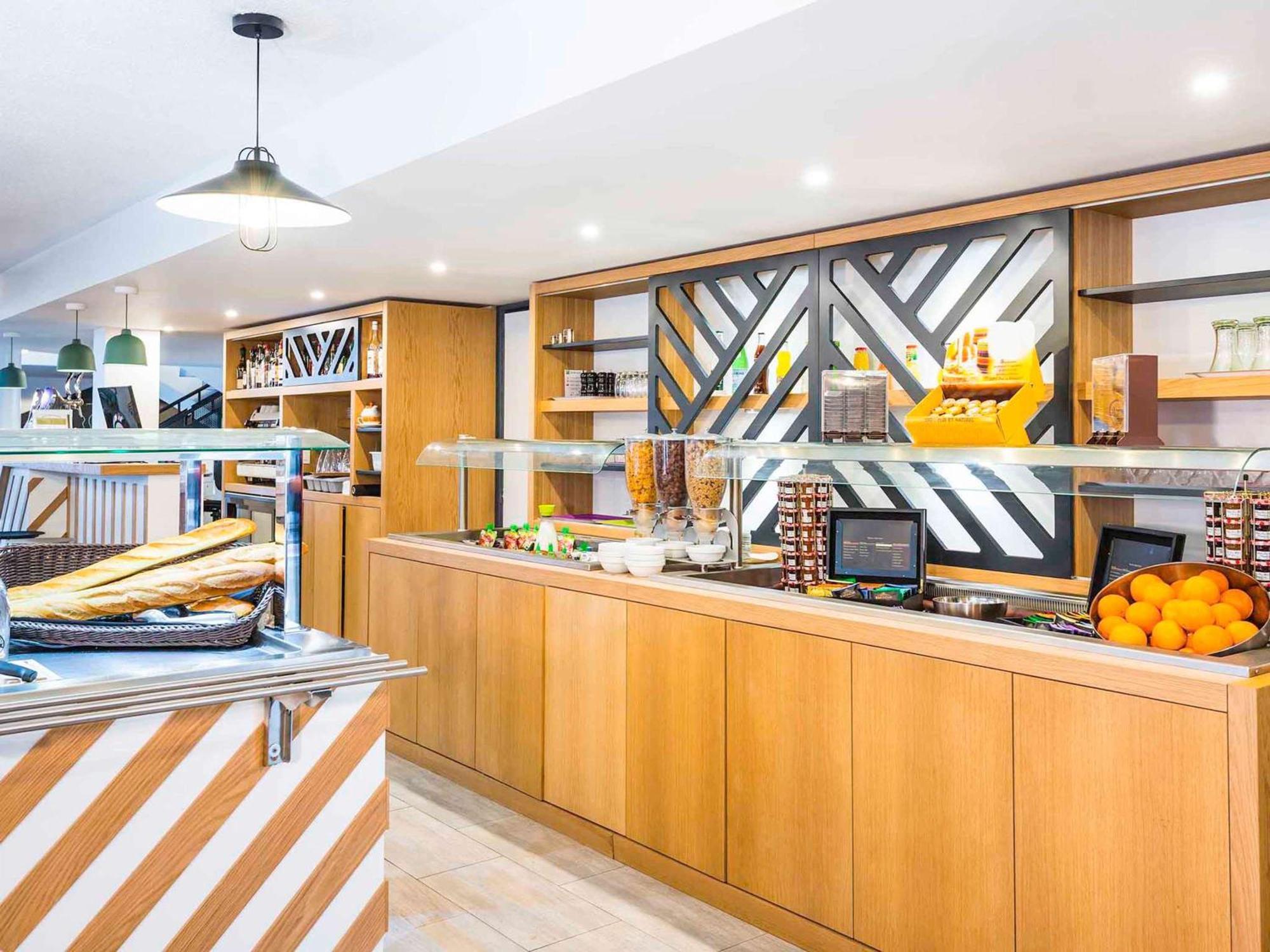Ibis Styles Rouen Val De Reuil Hotell Val-de-Reuil Eksteriør bilde