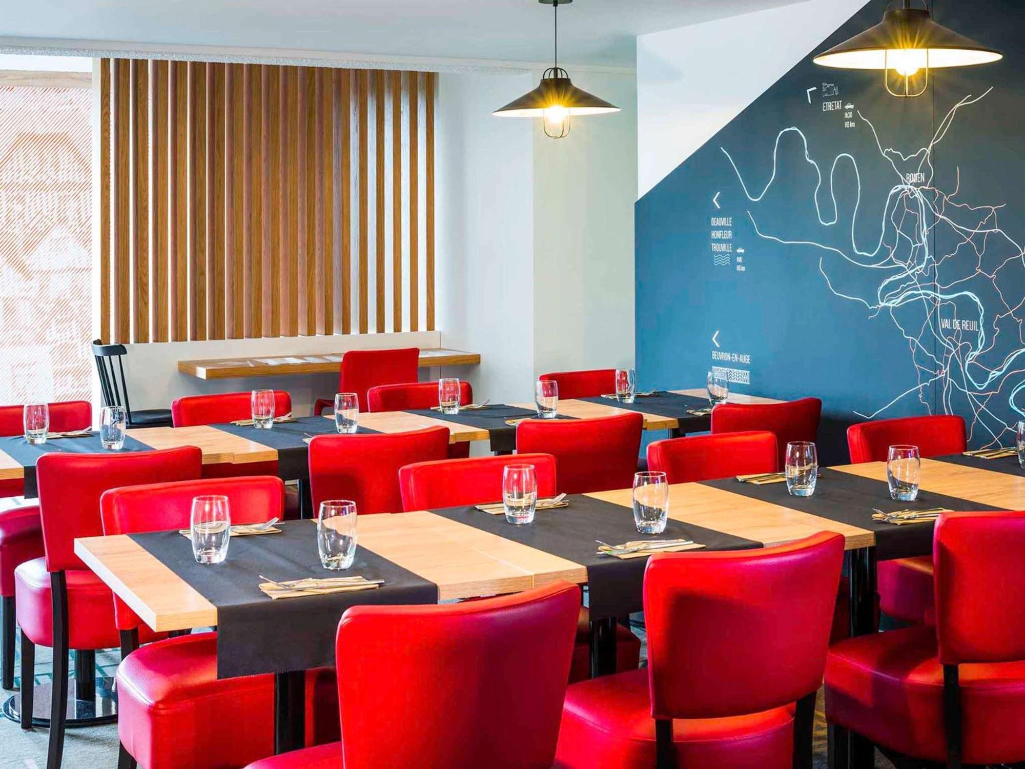 Ibis Styles Rouen Val De Reuil Hotell Val-de-Reuil Eksteriør bilde