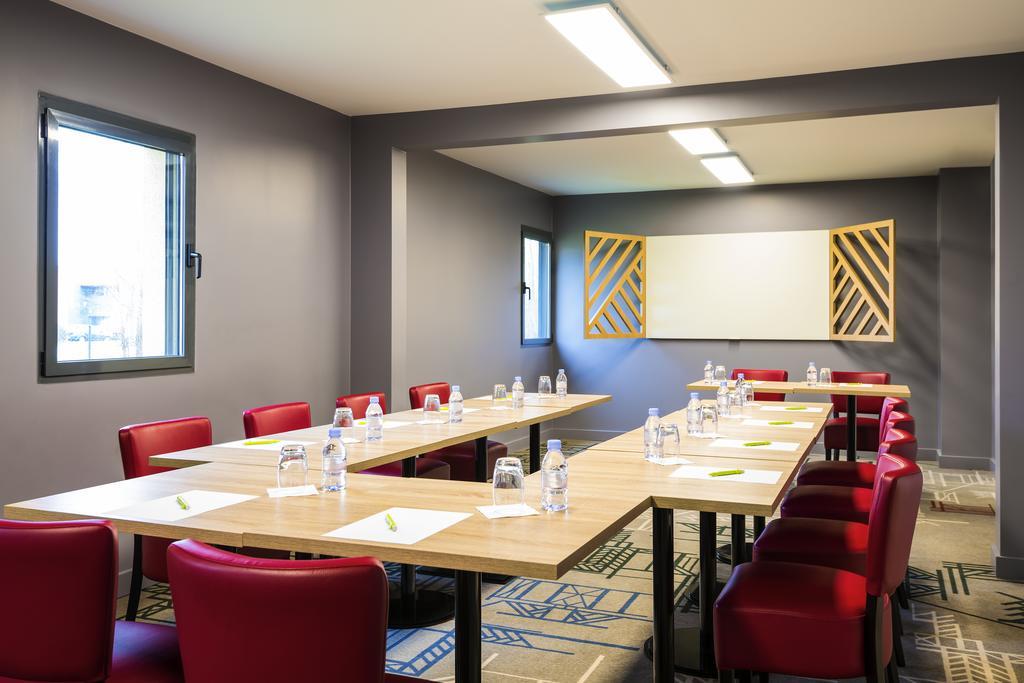 Ibis Styles Rouen Val De Reuil Hotell Val-de-Reuil Eksteriør bilde