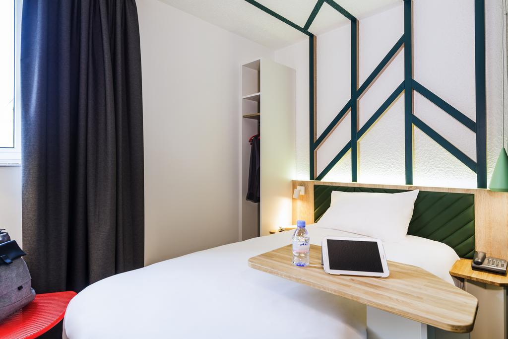 Ibis Styles Rouen Val De Reuil Hotell Val-de-Reuil Eksteriør bilde