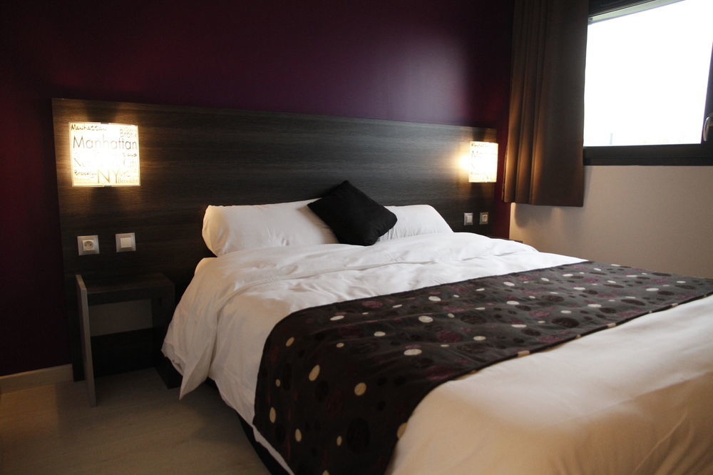 Ibis Styles Rouen Val De Reuil Hotell Val-de-Reuil Eksteriør bilde